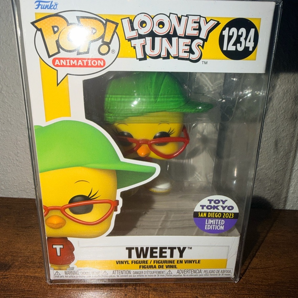 Funko Pop Looney Tunes Tweety Vinyl Figure With Protector #1234